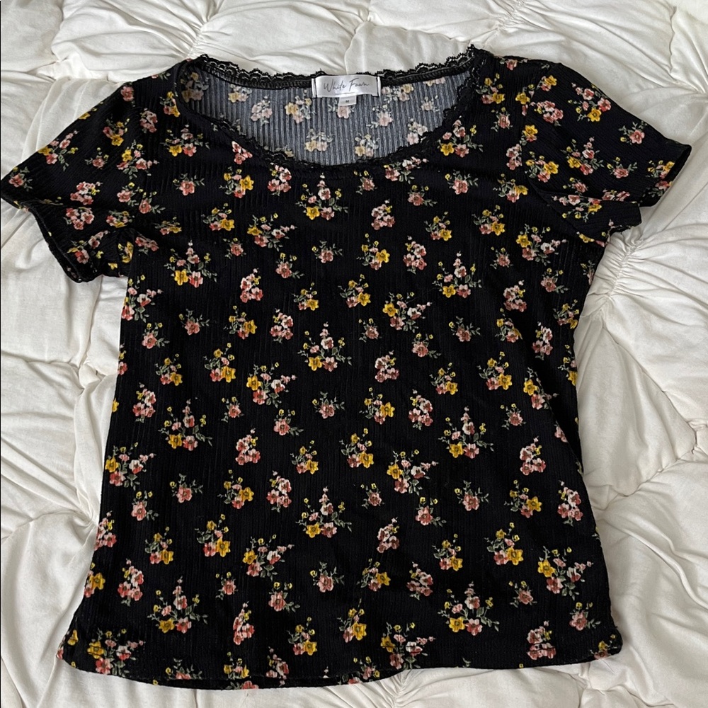Girls Floral Black Short Sleeve Top by White Fawn, size medium